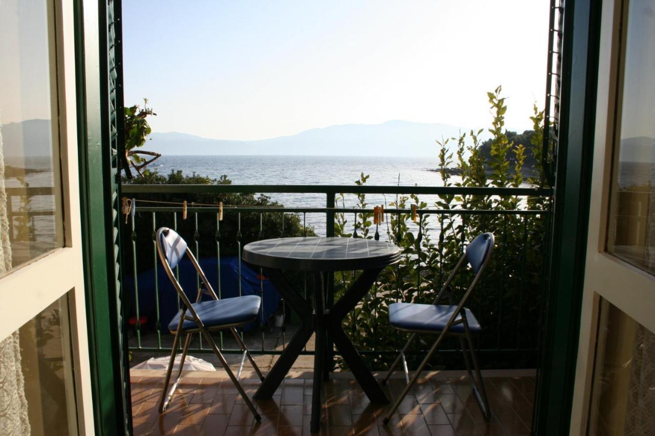Apartments And Rooms By The Sea Sucuraj, Hvar - 4029 ภายนอก รูปภาพ