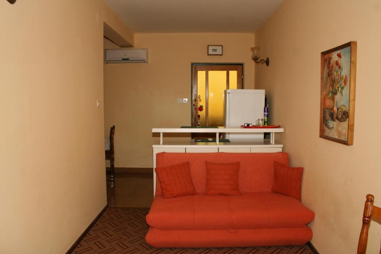 Apartments And Rooms By The Sea Sucuraj, Hvar - 4029 ภายนอก รูปภาพ